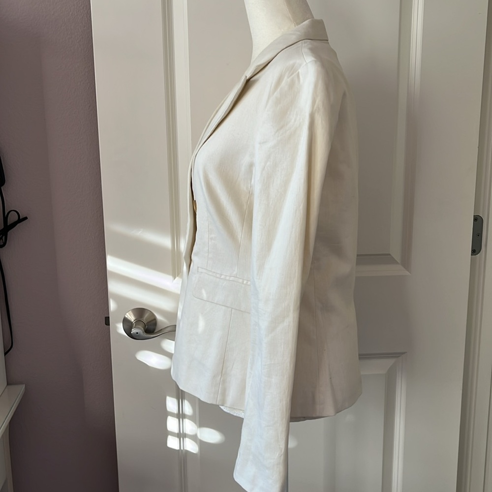 Banana Republic Ivory Linen Double Breasted Blazer - Picture 4 of 16